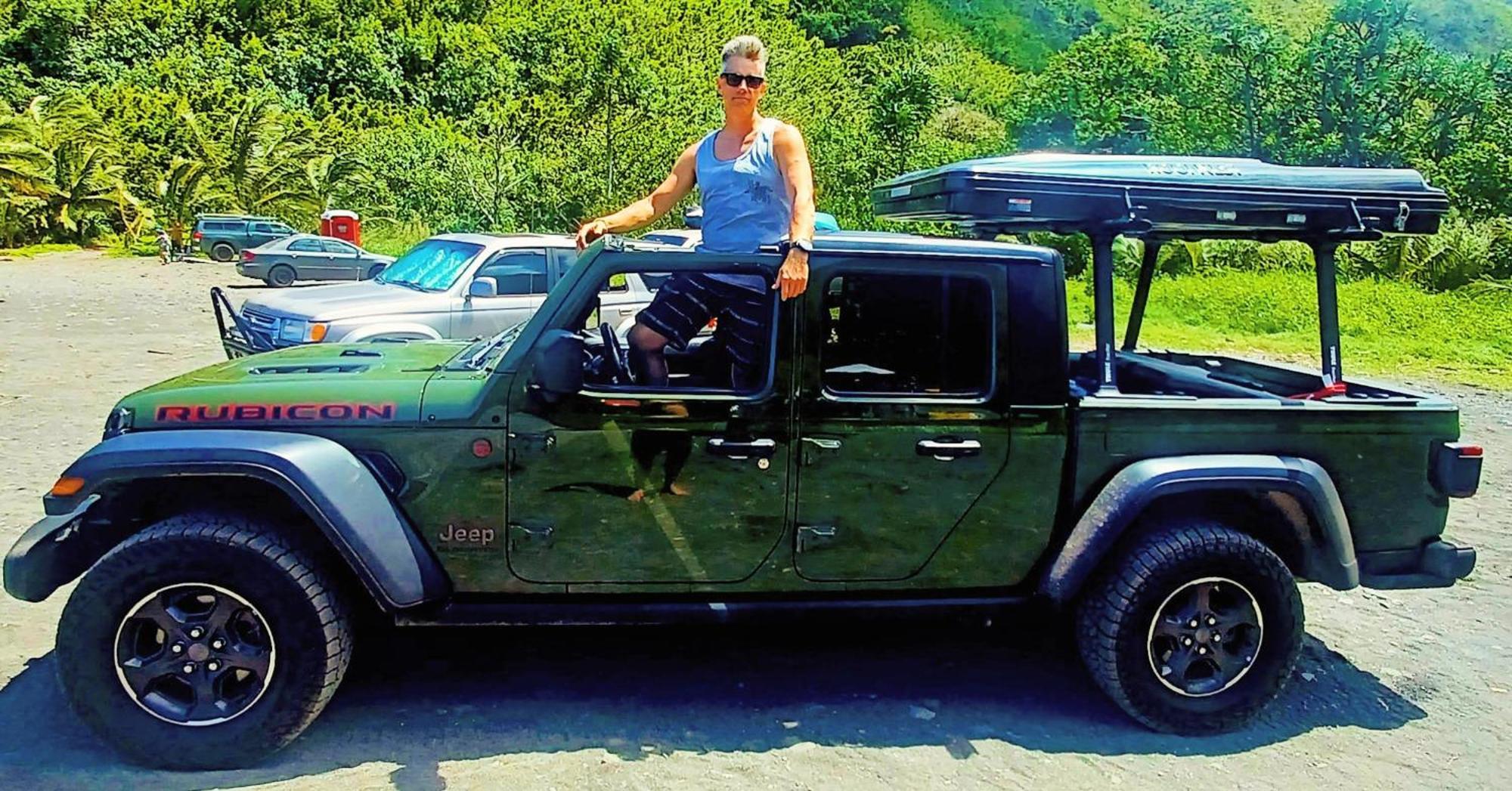 Campcar Maui Jeeps Suvs Hybrid Camper Van Rentals With Equipment And Travel Advice 카훌루이 외부 사진